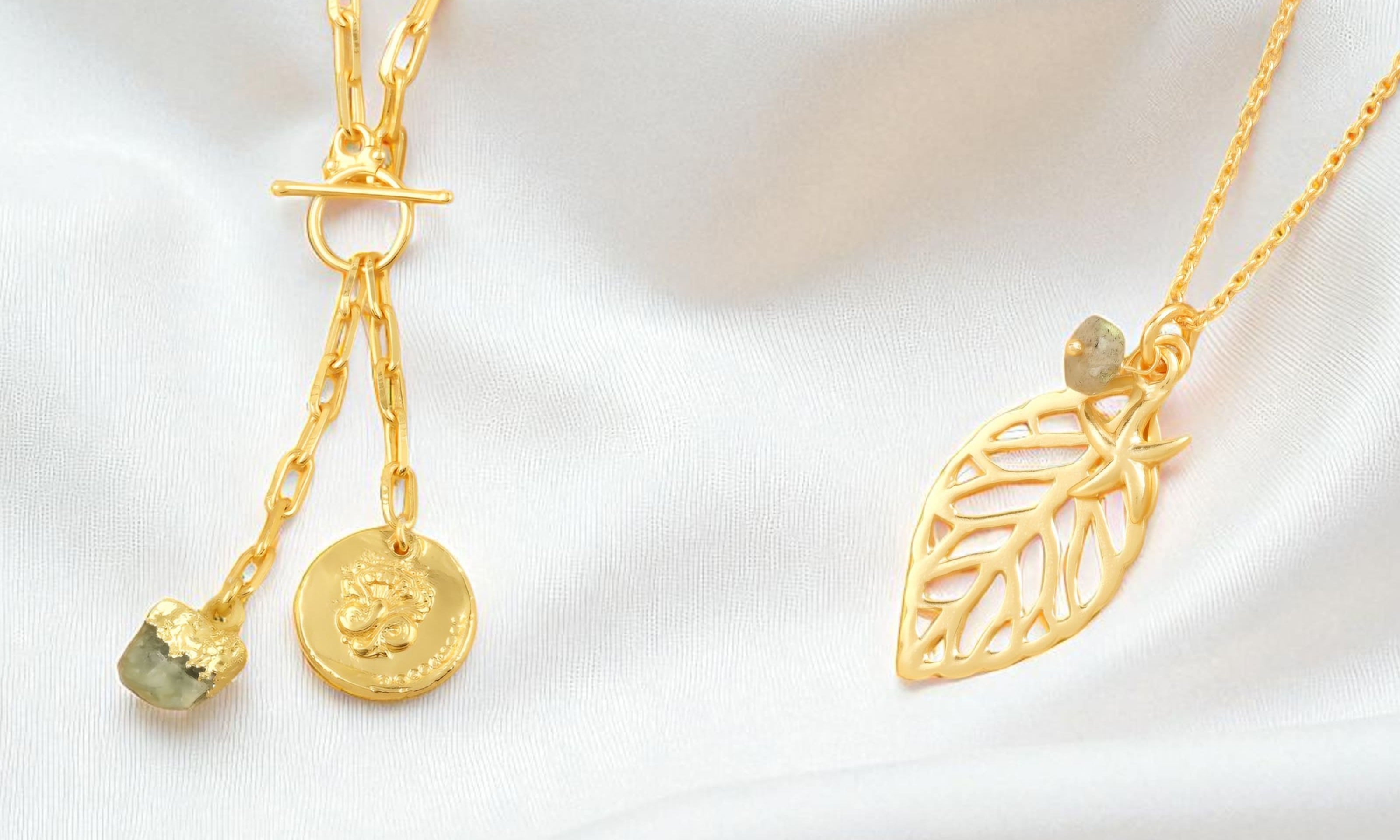 Difference between Pendant and Necklace