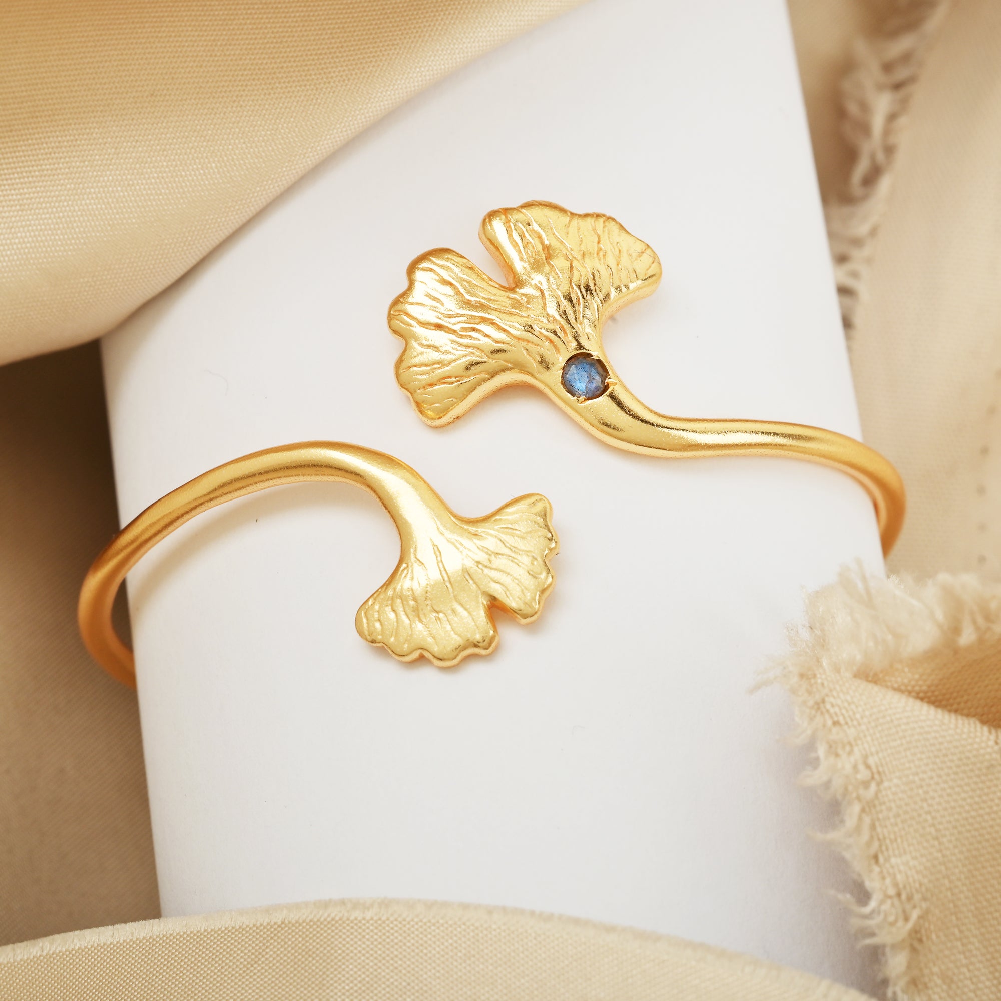 Ginkgo Biloba Dual-Leaf Cuff Bangle
