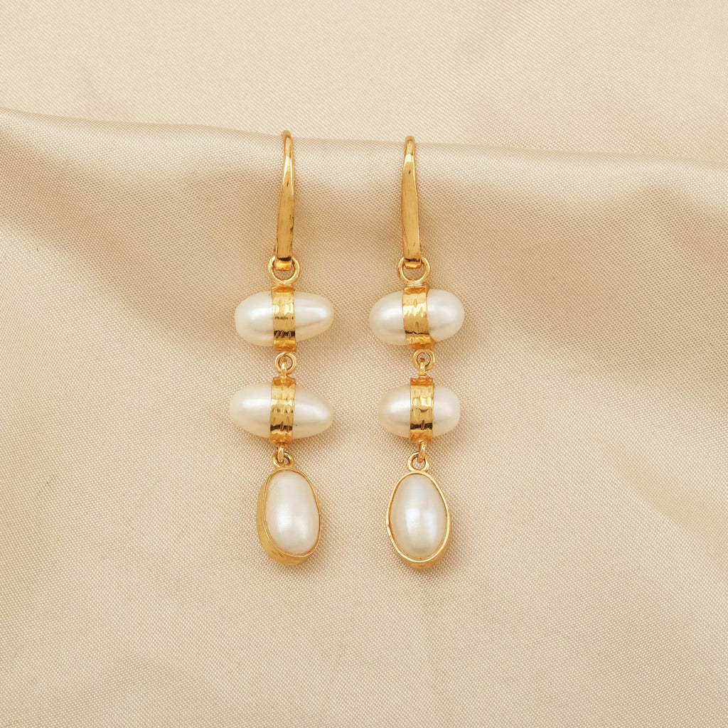 Moon Enlightenment Freshwater Pearl Earrings - La Vitá Jewels