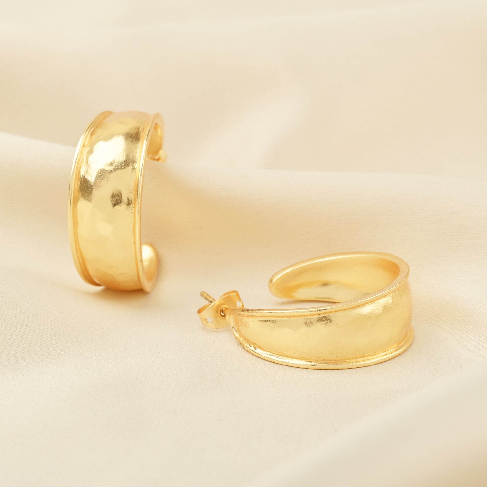 Half Moon Hammered Hoop Earrings - La Vitá Jewels