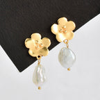 Fresh Water Pearl and Floral Earrings - La Vitá Jewels