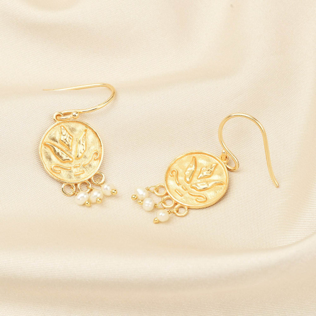 Navya Fresh Water Pearl Earrings - La Vitá Jewels