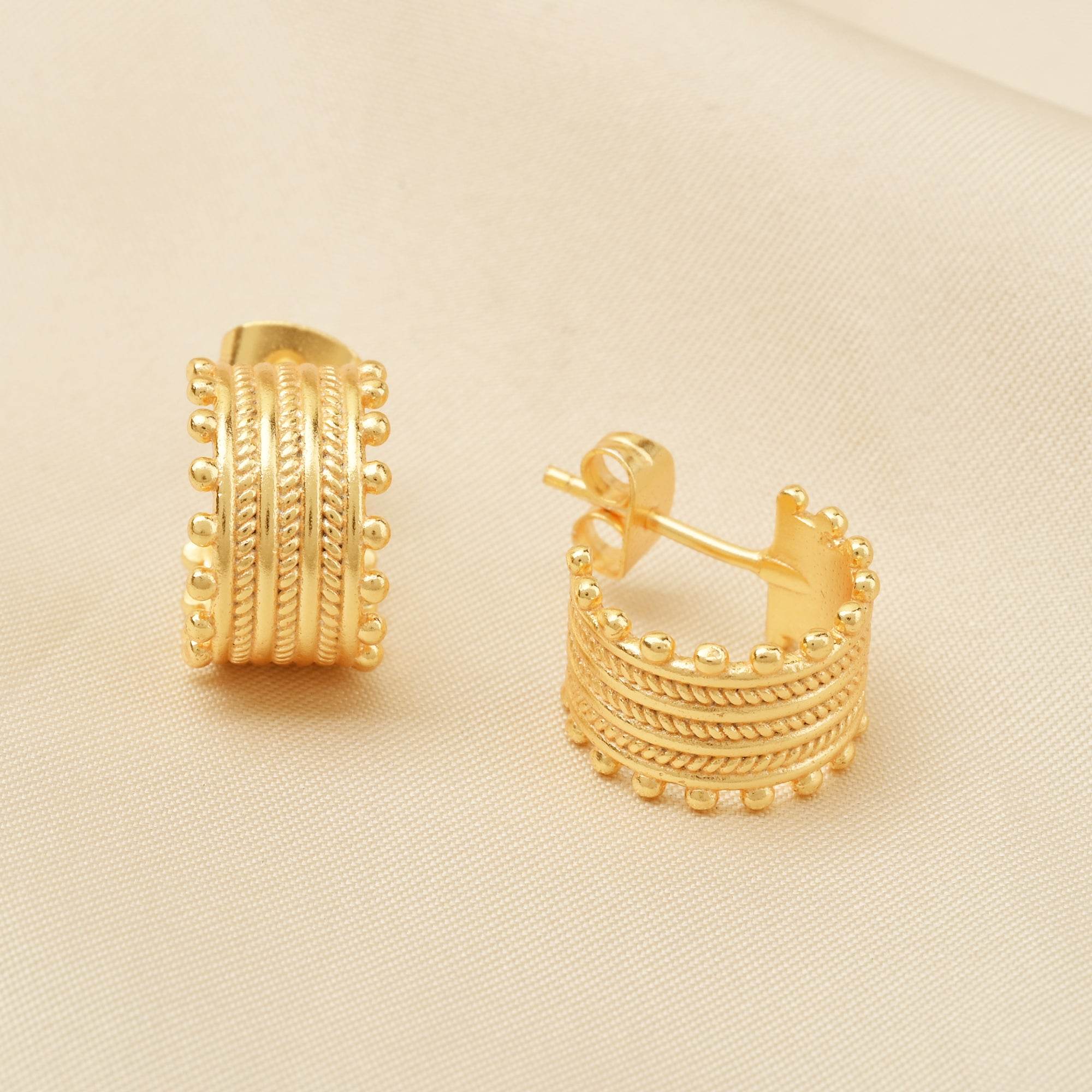 Chandrakala Hoop Earrings - La Vitá Jewels