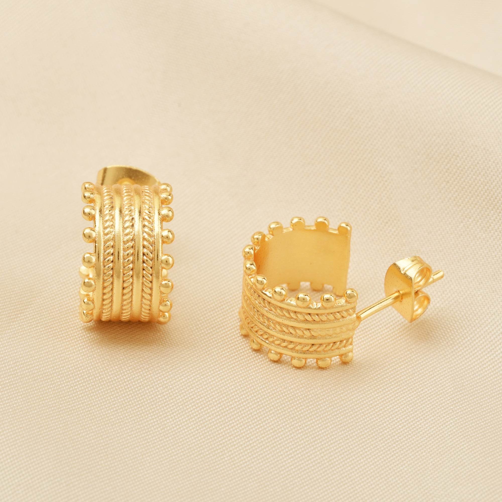 Chandrakala Hoop Earrings - La Vitá Jewels