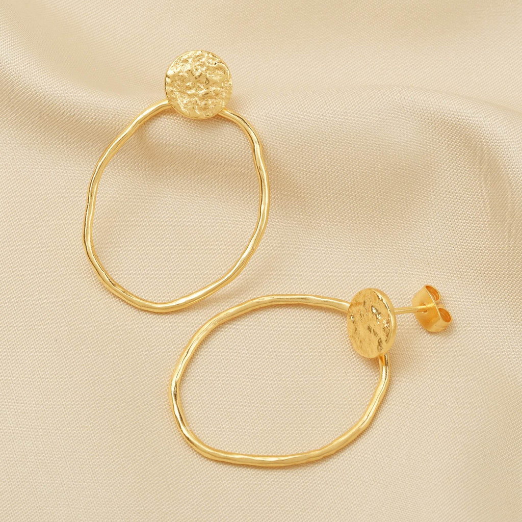 Circle Shape Hammered Earrings - La Vitá Jewels
