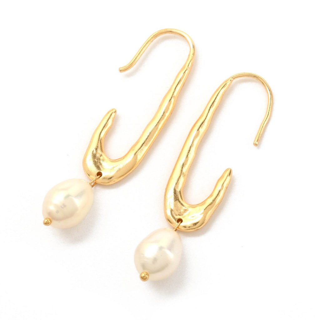 Navya Pearl Drop Earrings - La Vitá Jewels