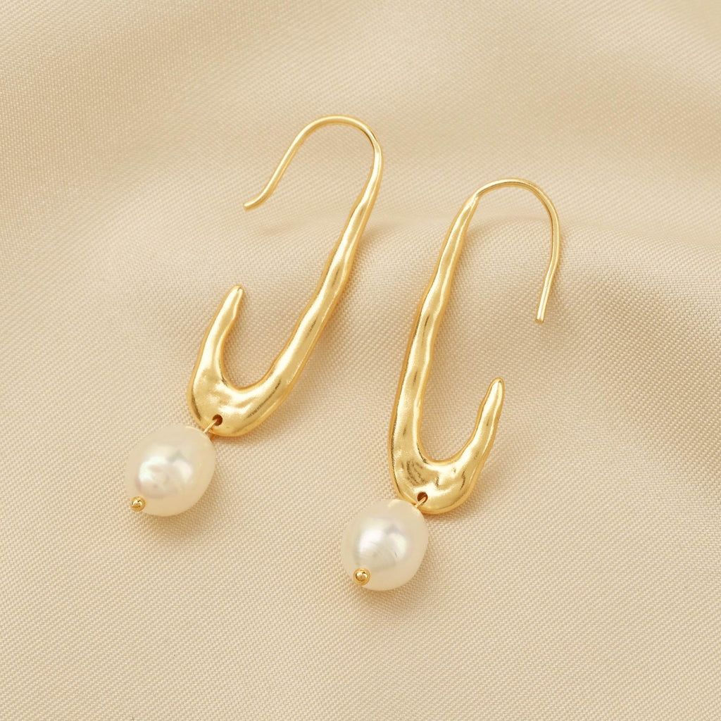 Navya Pearl Drop Earrings - La Vitá Jewels