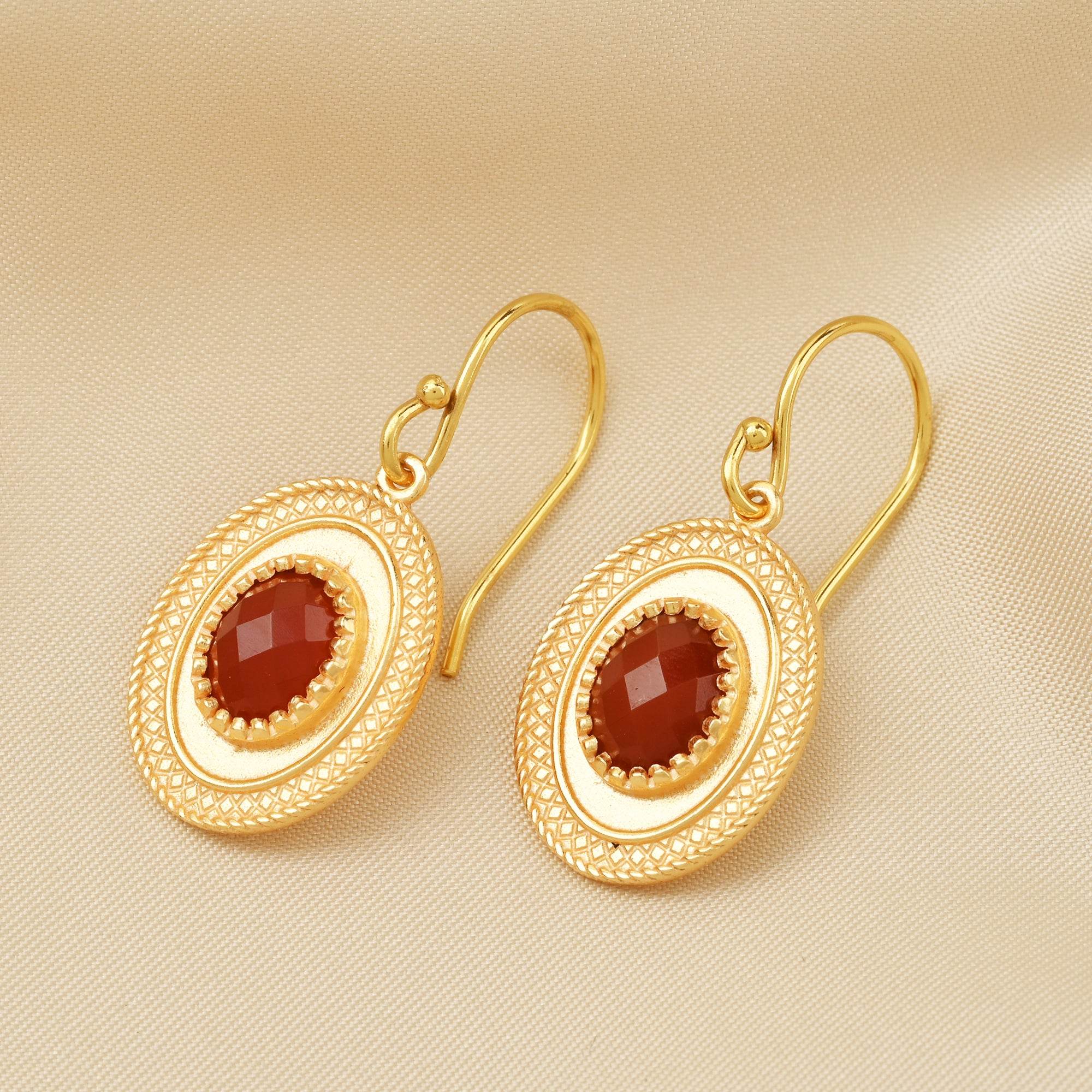Glistening Red Onyx Earrings - La Vitá Jewels