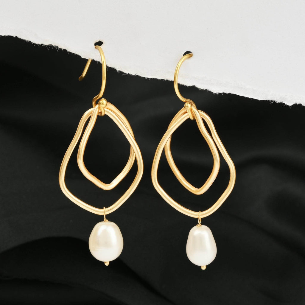 Cosmos Pearl Drop Earrings - La Vitá Jewels