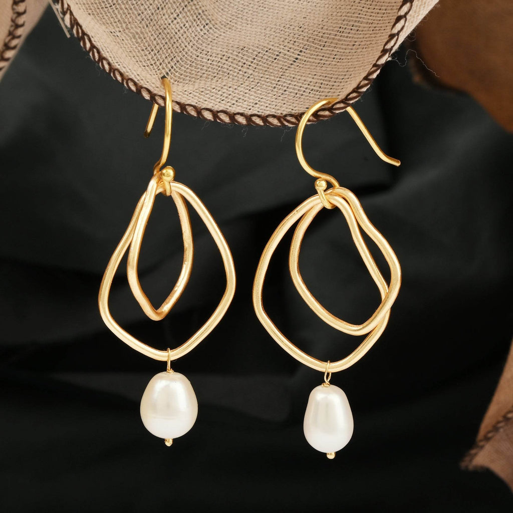 Cosmos Pearl Drop Earrings - La Vitá Jewels