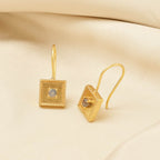 Labradorite Dangle Earrings - La Vitá Jewels