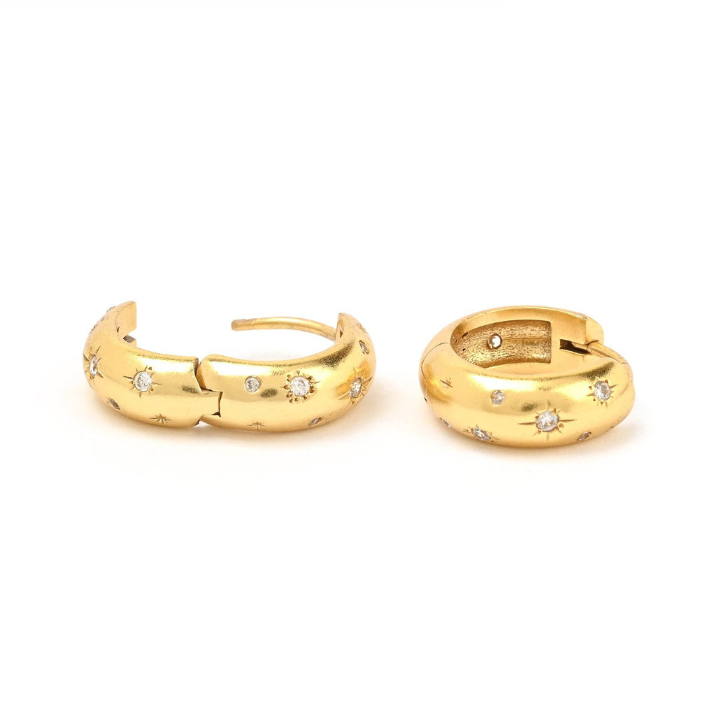 White Zircon Huggies - La Vitá Jewels