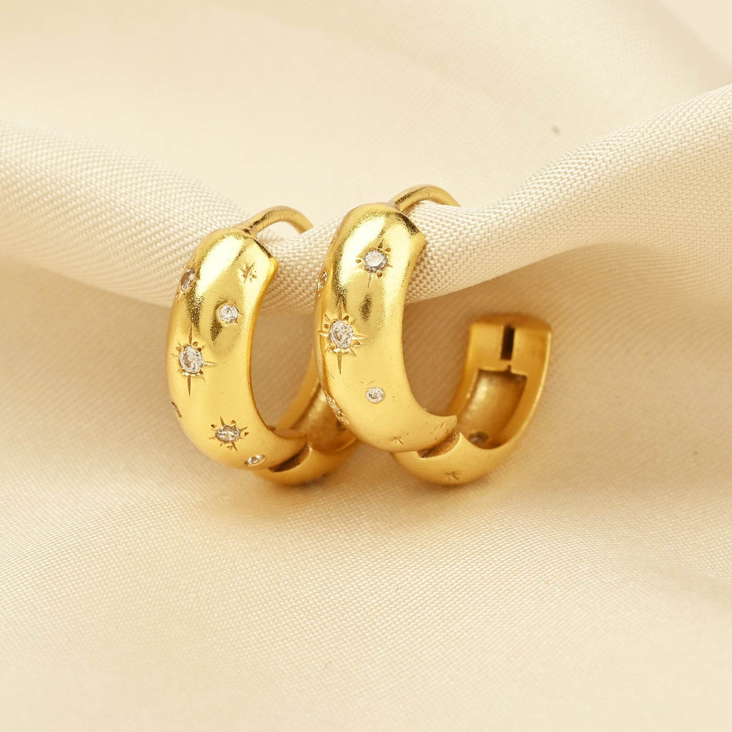 White Zircon Huggies - La Vitá Jewels