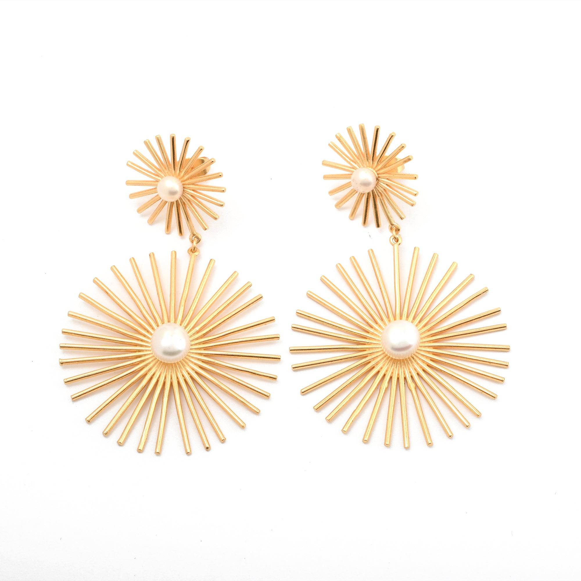 Baroque Pearl Flower Dangle Earrings - La Vitá Jewels