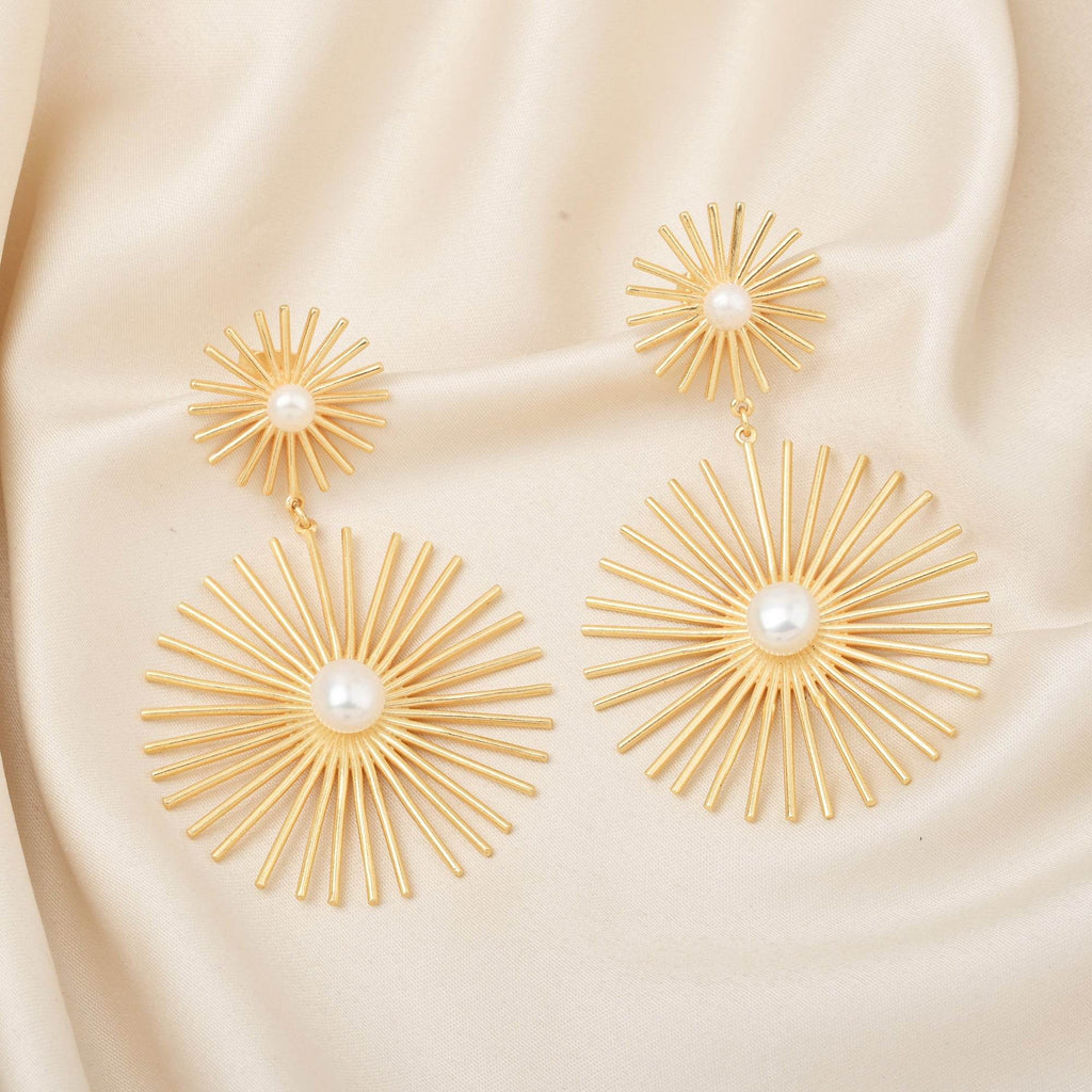 Baroque Pearl Flower Dangle Earrings - La Vitá Jewels