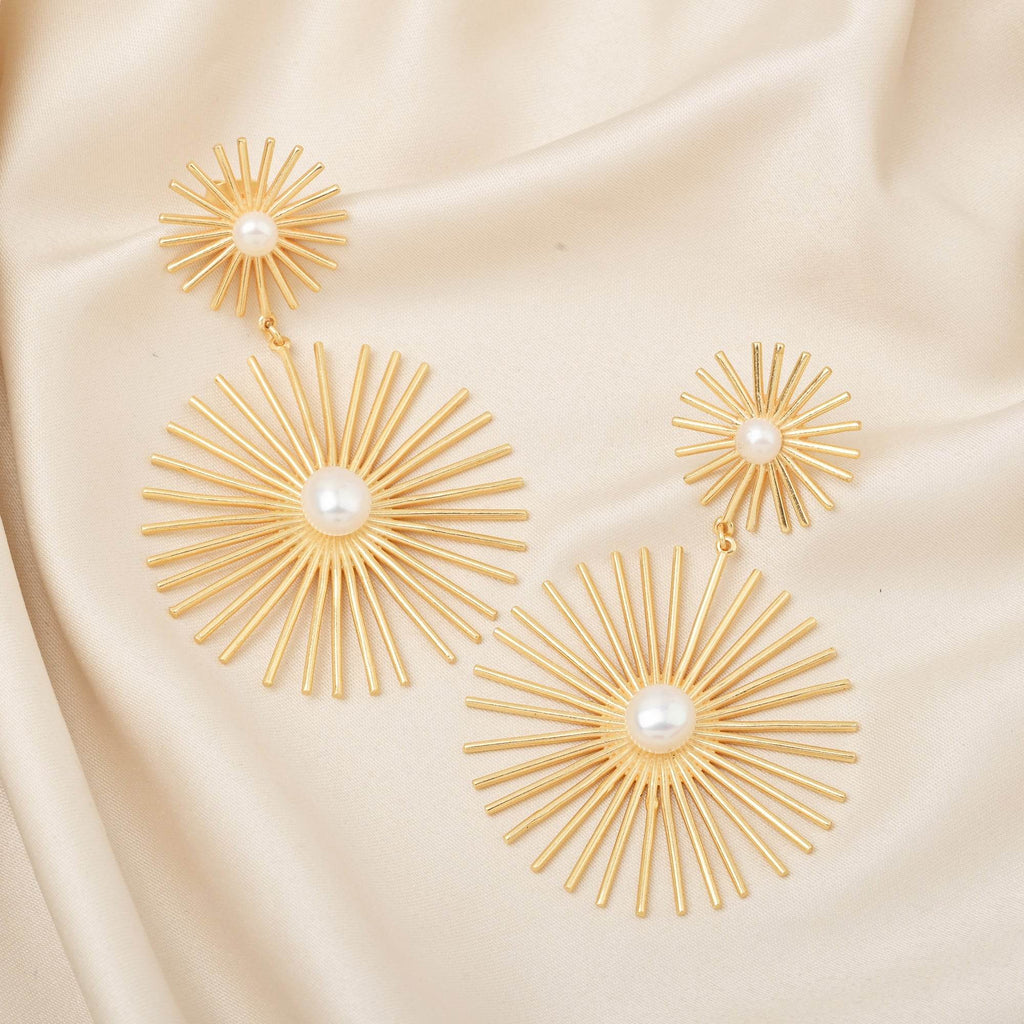Baroque Pearl Flower Dangle Earrings - La Vitá Jewels