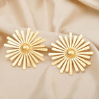 Sun Flower Gold Earrings - La Vitá Jewels