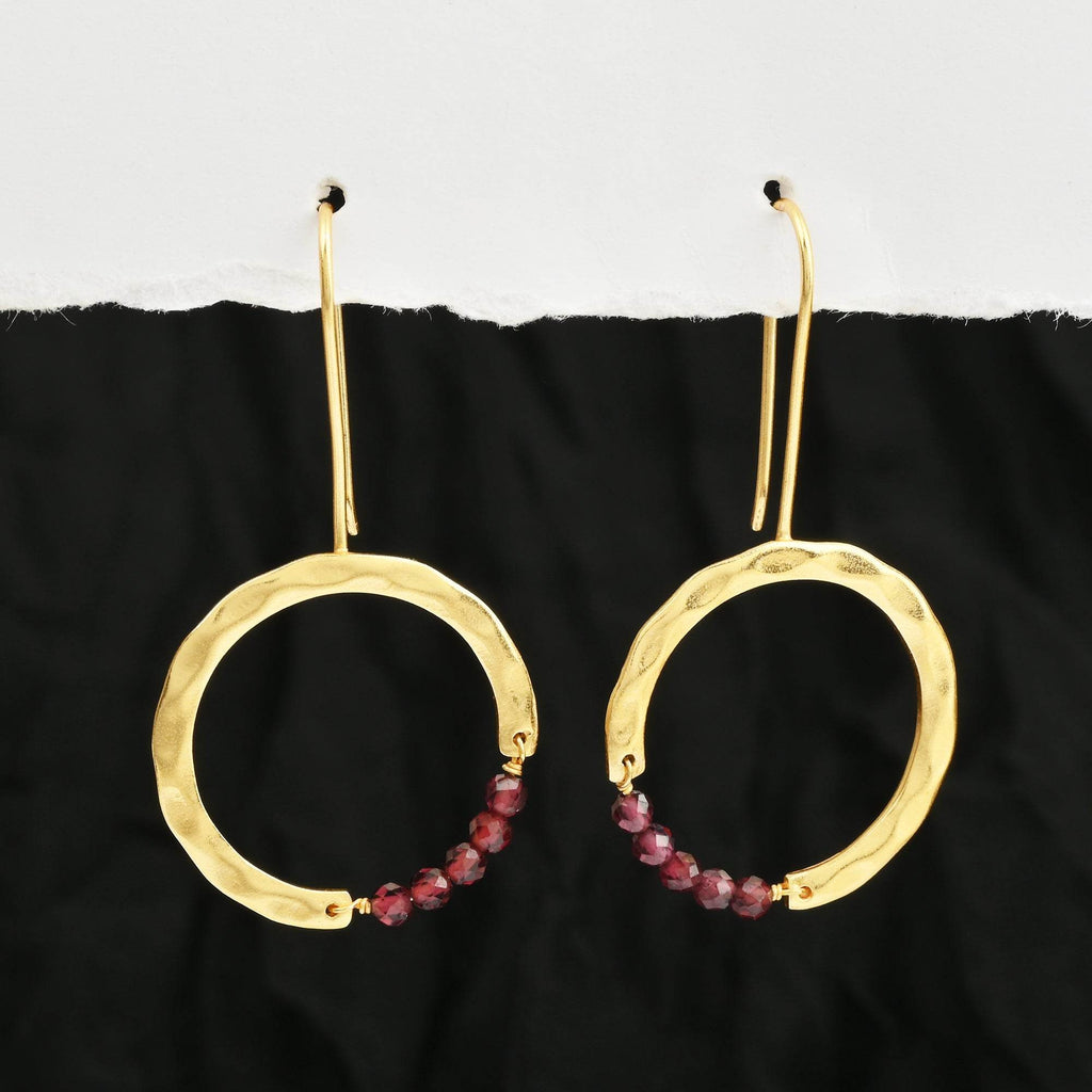 Textured Hoop Earrings with Pink quartz Beads - La Vitá Jewels