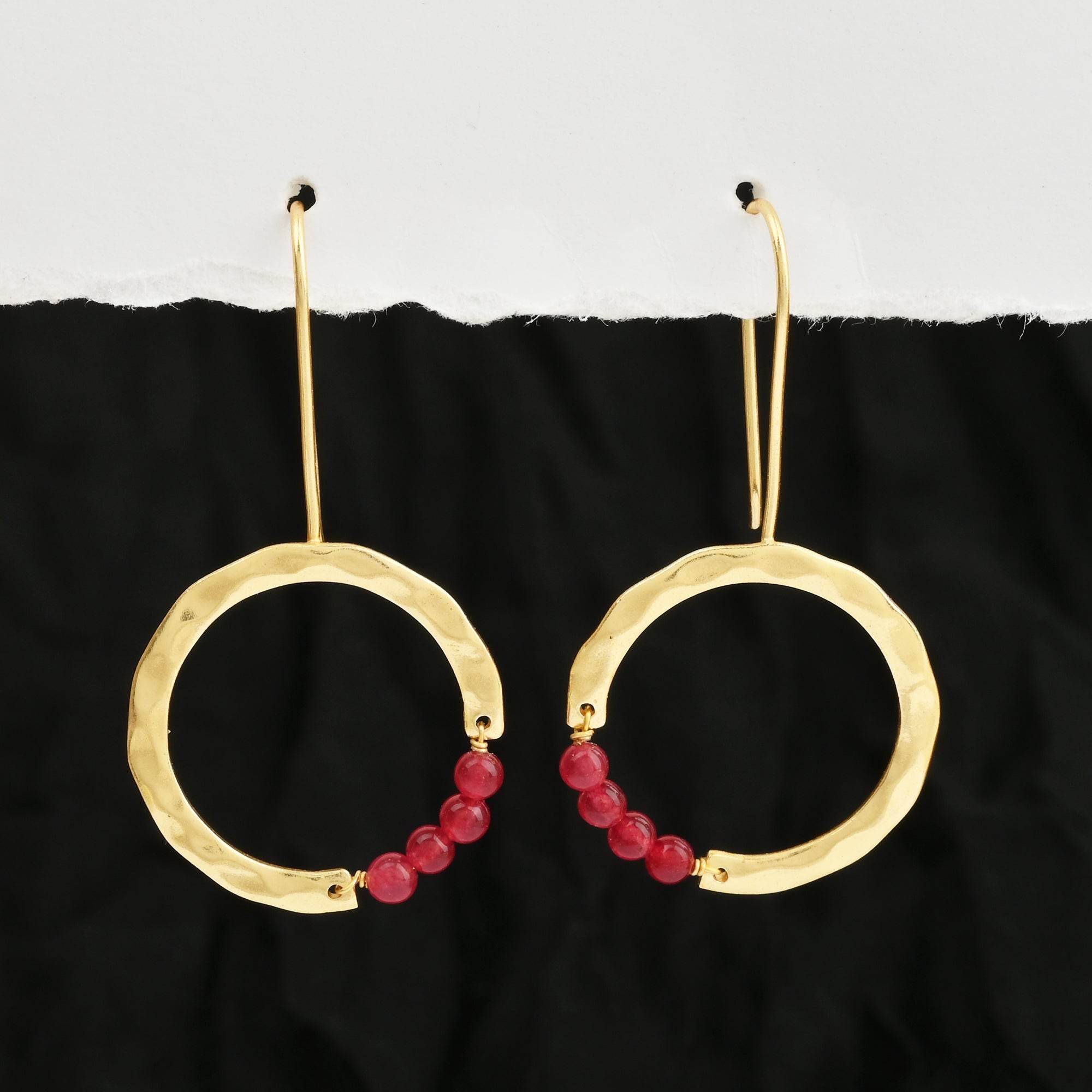 Textured Hoop Earrings with Pink quartz Beads - La Vitá Jewels