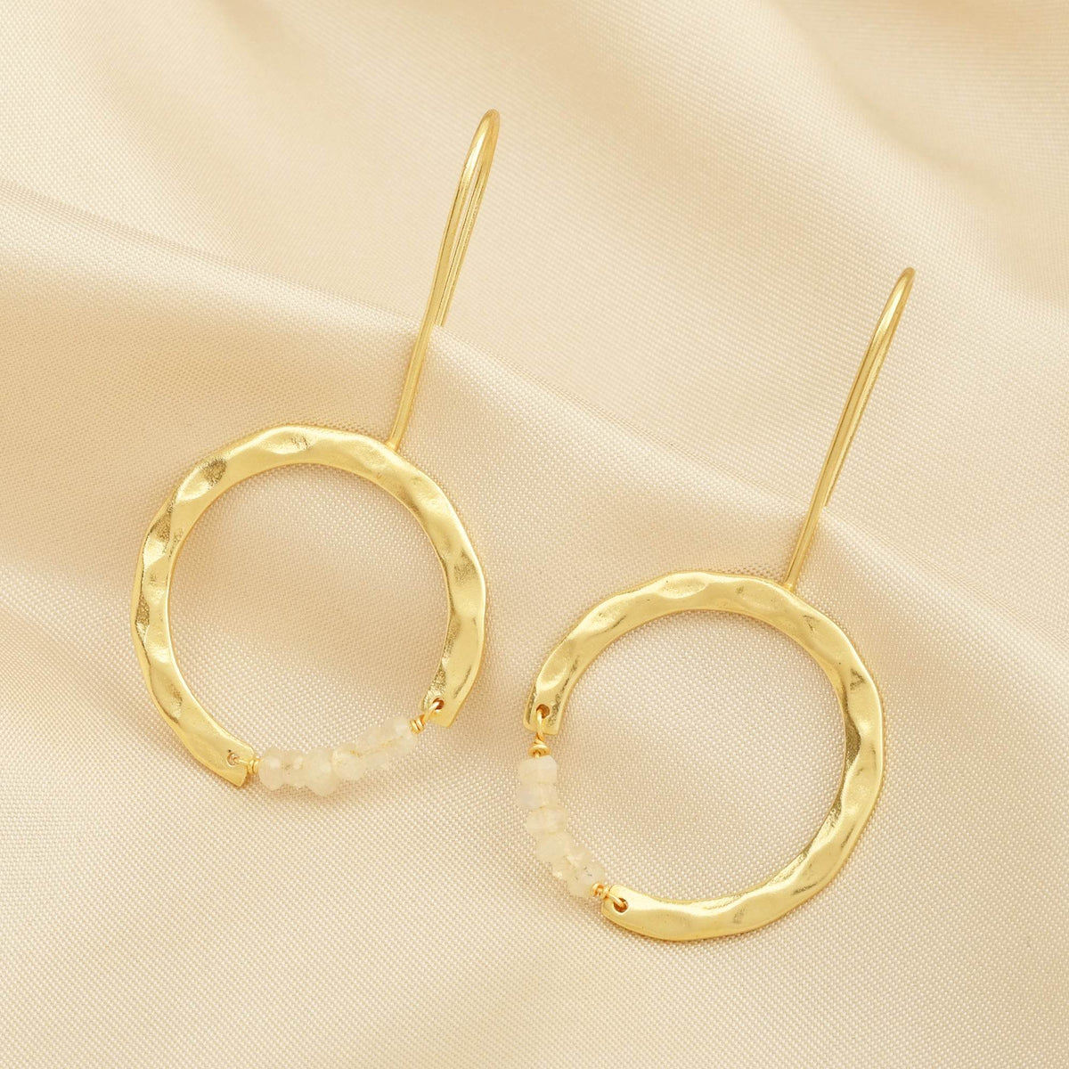 Textured Hoop Earrings with Pink quartz Beads - La Vitá Jewels