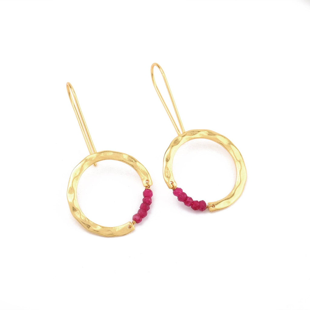Textured Hoop Earrings with Pink quartz Beads - La Vitá Jewels