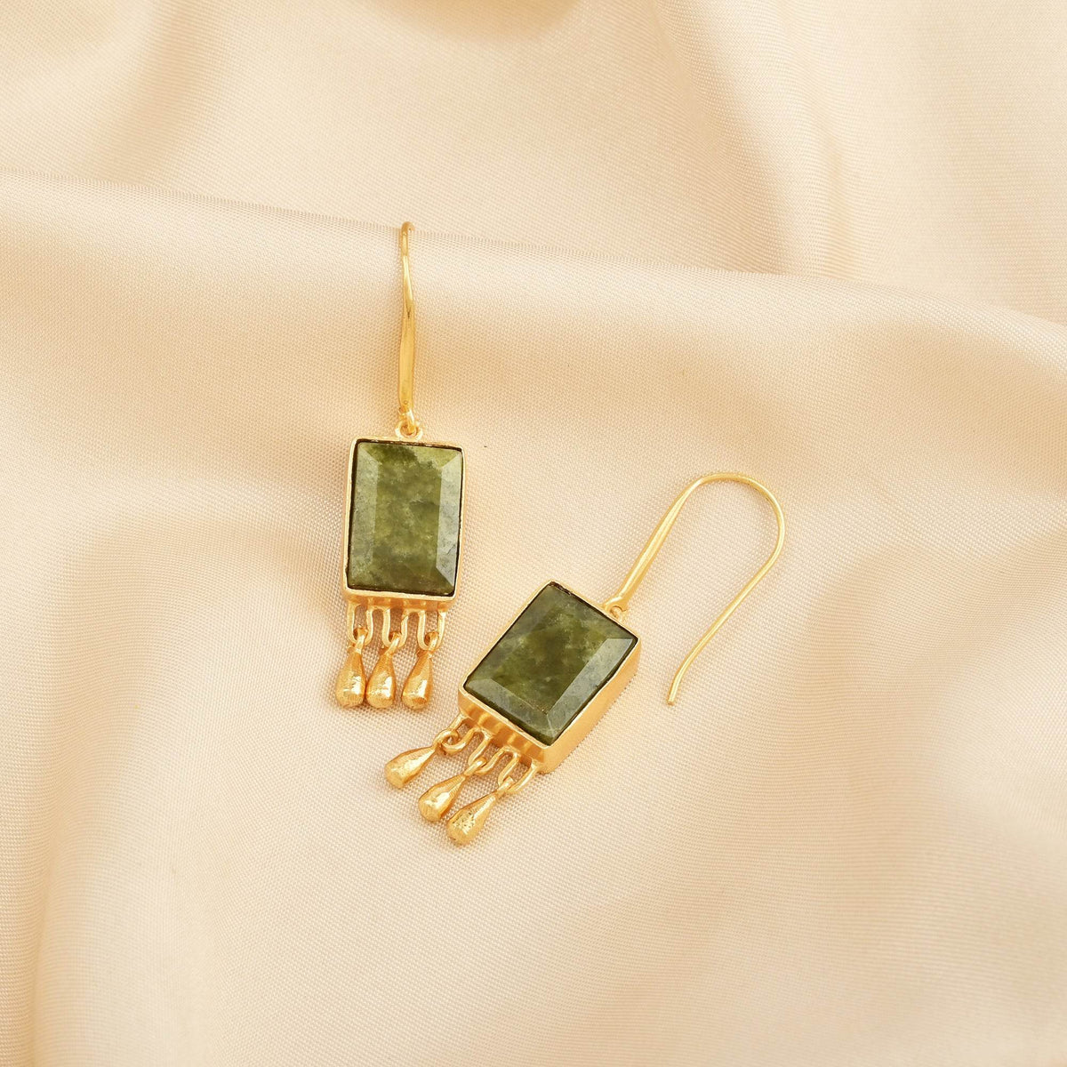Sterling Silver Ghungroo Vasonite Earrings - La Vitá Jewels