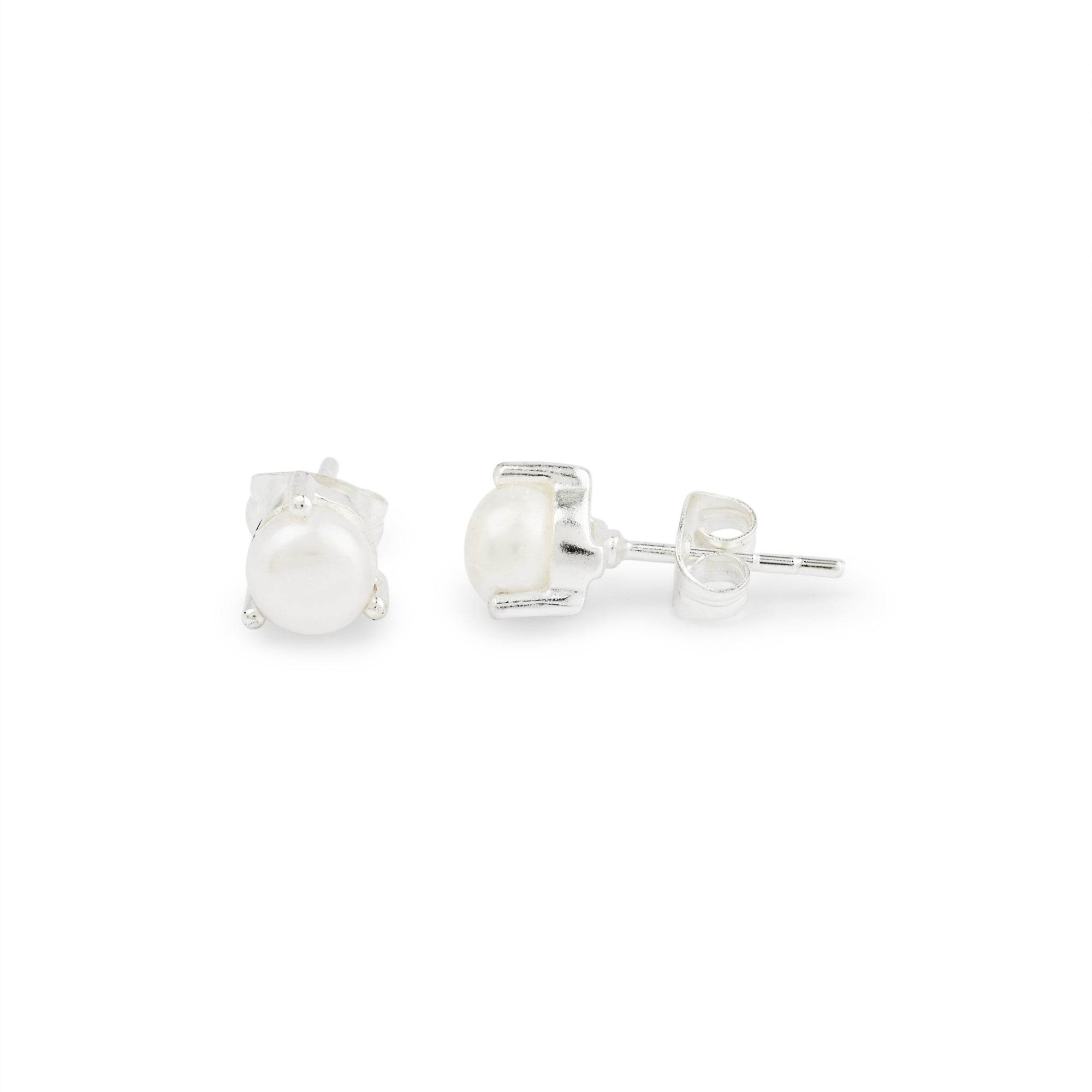 Natural Pearl Stud Earrings - La Vitá Jewels