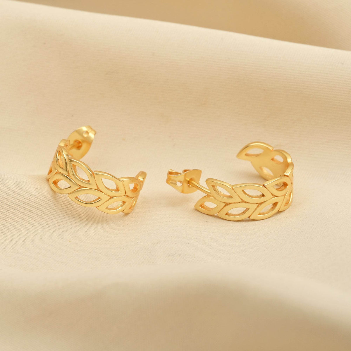 Flora Hoop Earrings - La Vitá Jewels