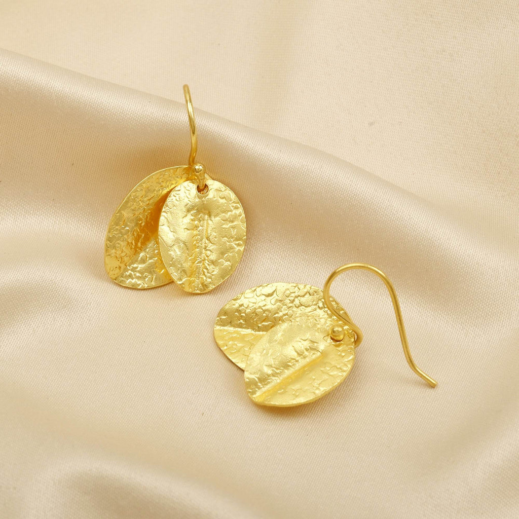Leafy Leaf Textured Earrings - La Vitá Jewels