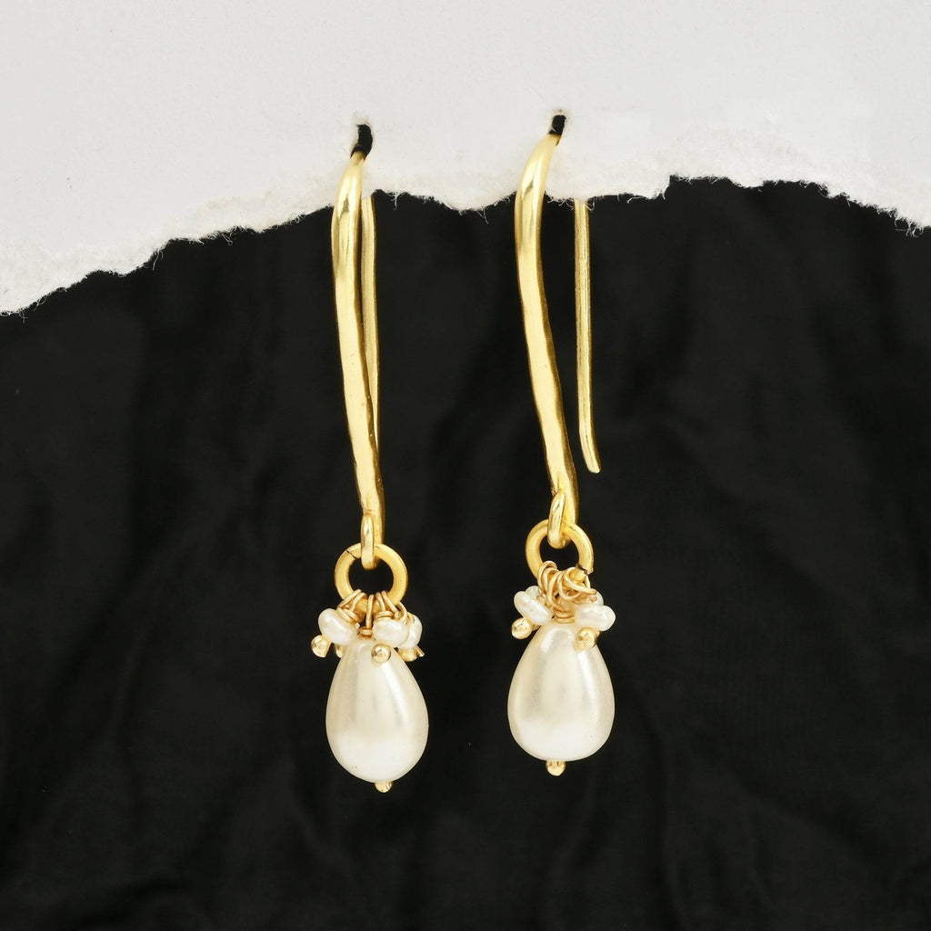 Natural Pearl Drop Earrings - La Vitá Jewels