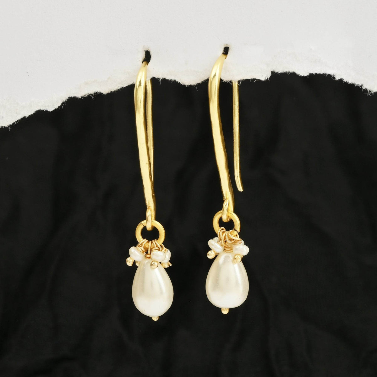 Natural Pearl Drop Earrings - La Vitá Jewels