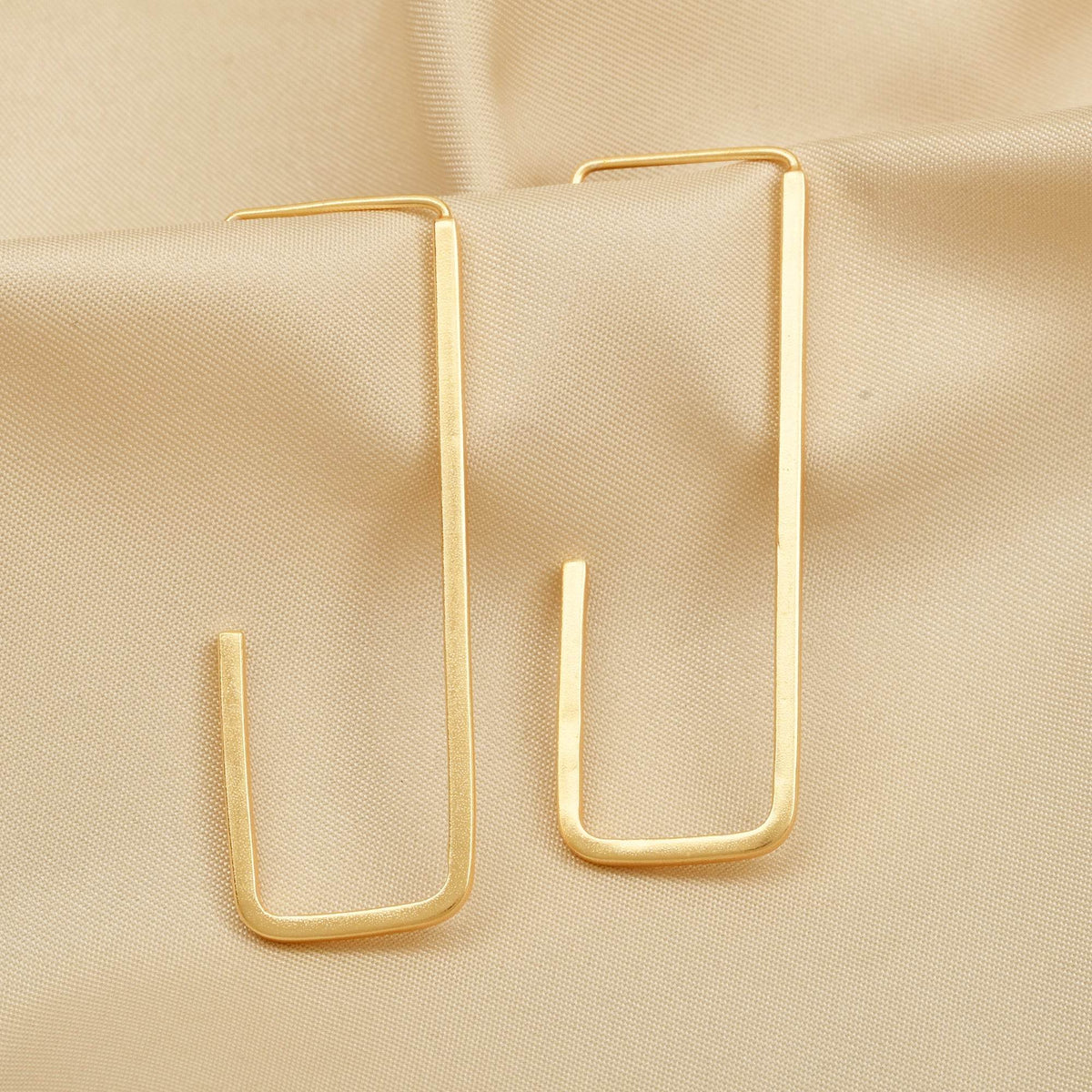 Rectangle shape Hoops Earrings - La Vitá Jewels