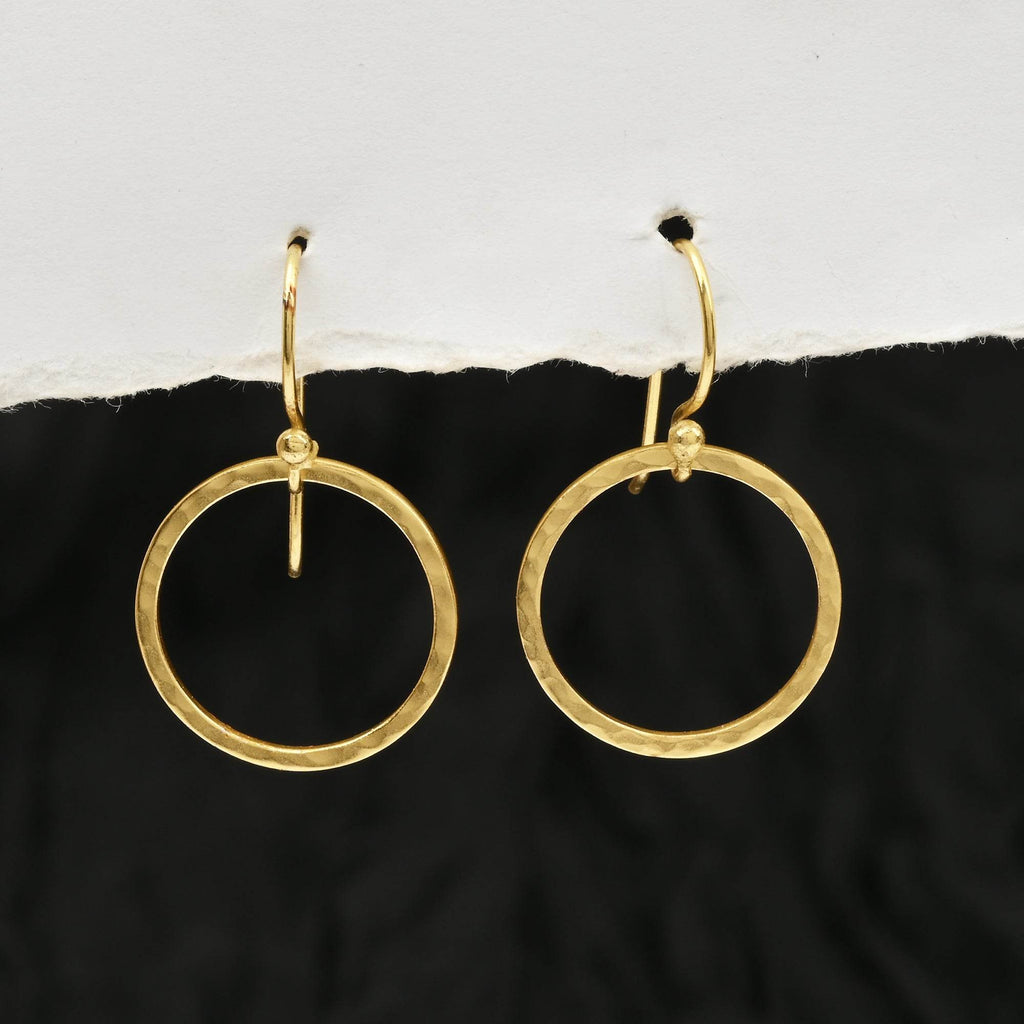 Circle Hammered Dangle Earrings - La Vitá Jewels