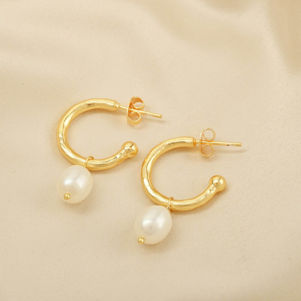 Princess Pearl Hoop Earring - La Vitá Jewels
