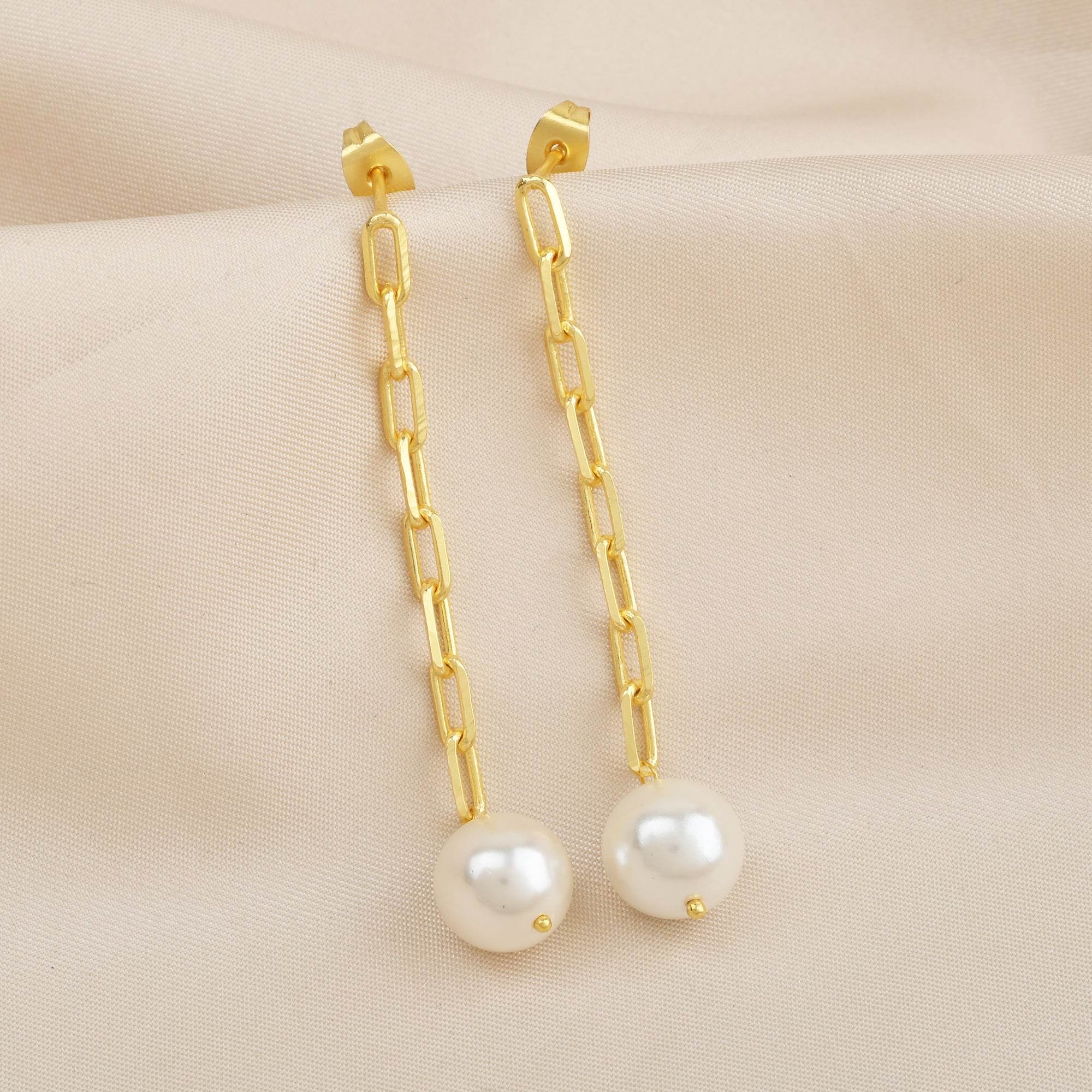 Lovely Links Pearl Earrings - La Vitá Jewels