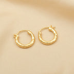 Hammered Huggie Earrings - La Vitá Jewels