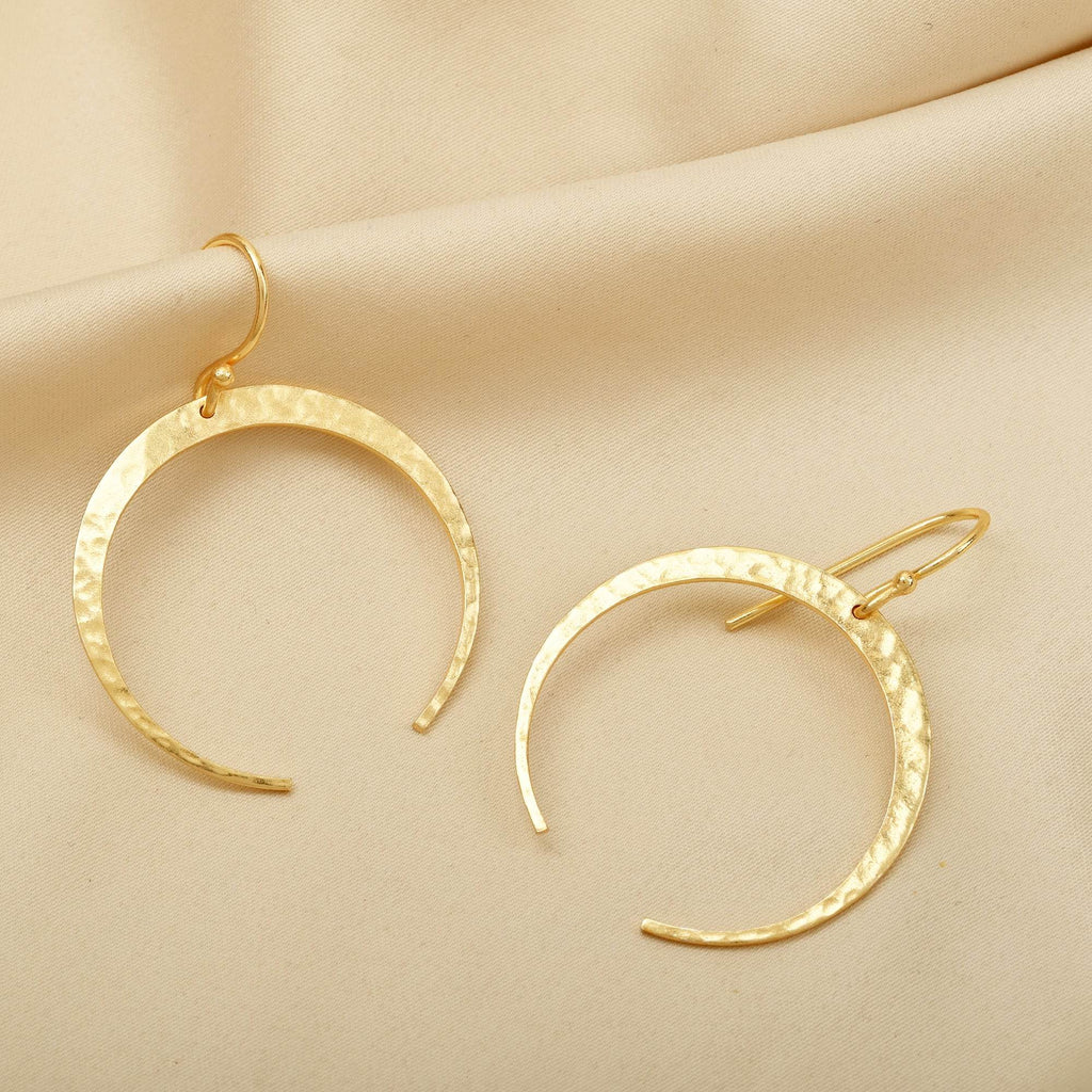 Almost Full Moon Textured Earrings - La Vitá Jewels