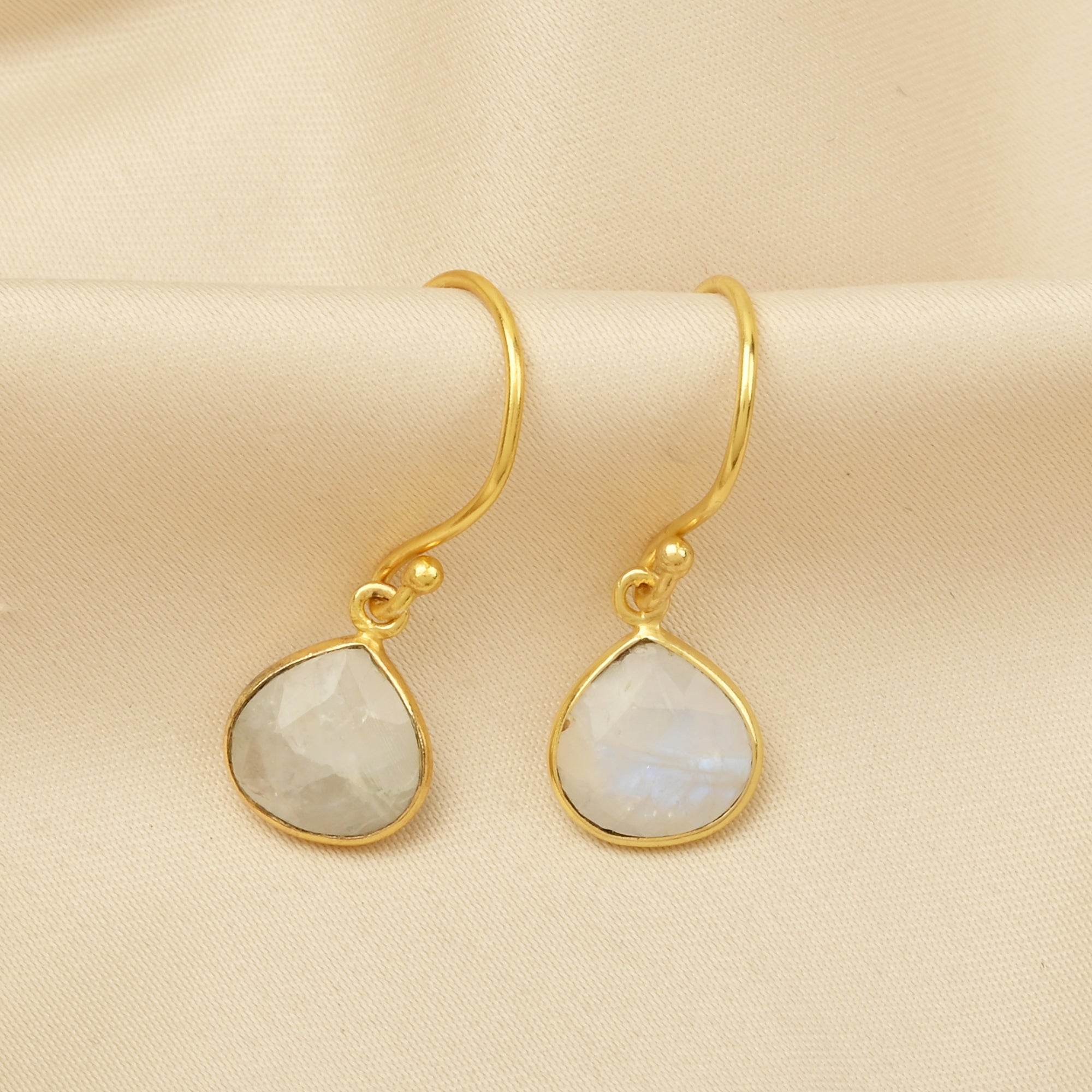Moonstone Drop Earrings - La Vitá Jewels