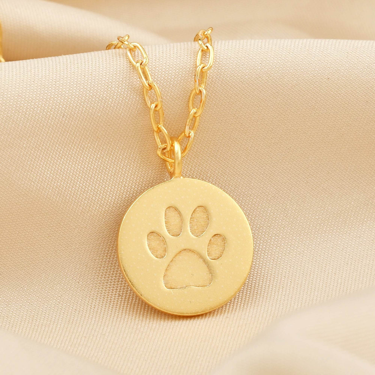 Tango's Paw Necklace - La Vitá Jewels