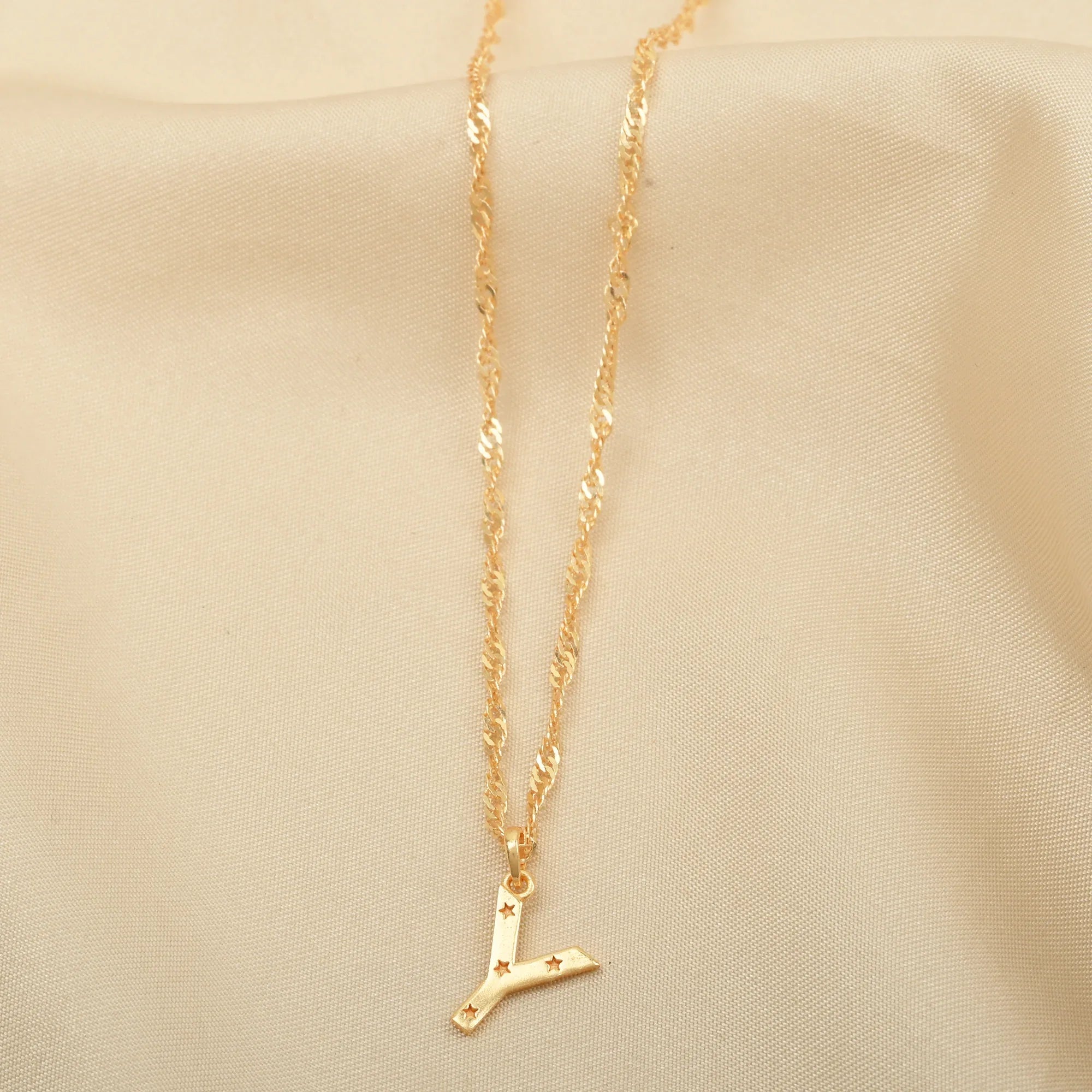 Custom Letter Pendant Necklace - La Vitá Jewels