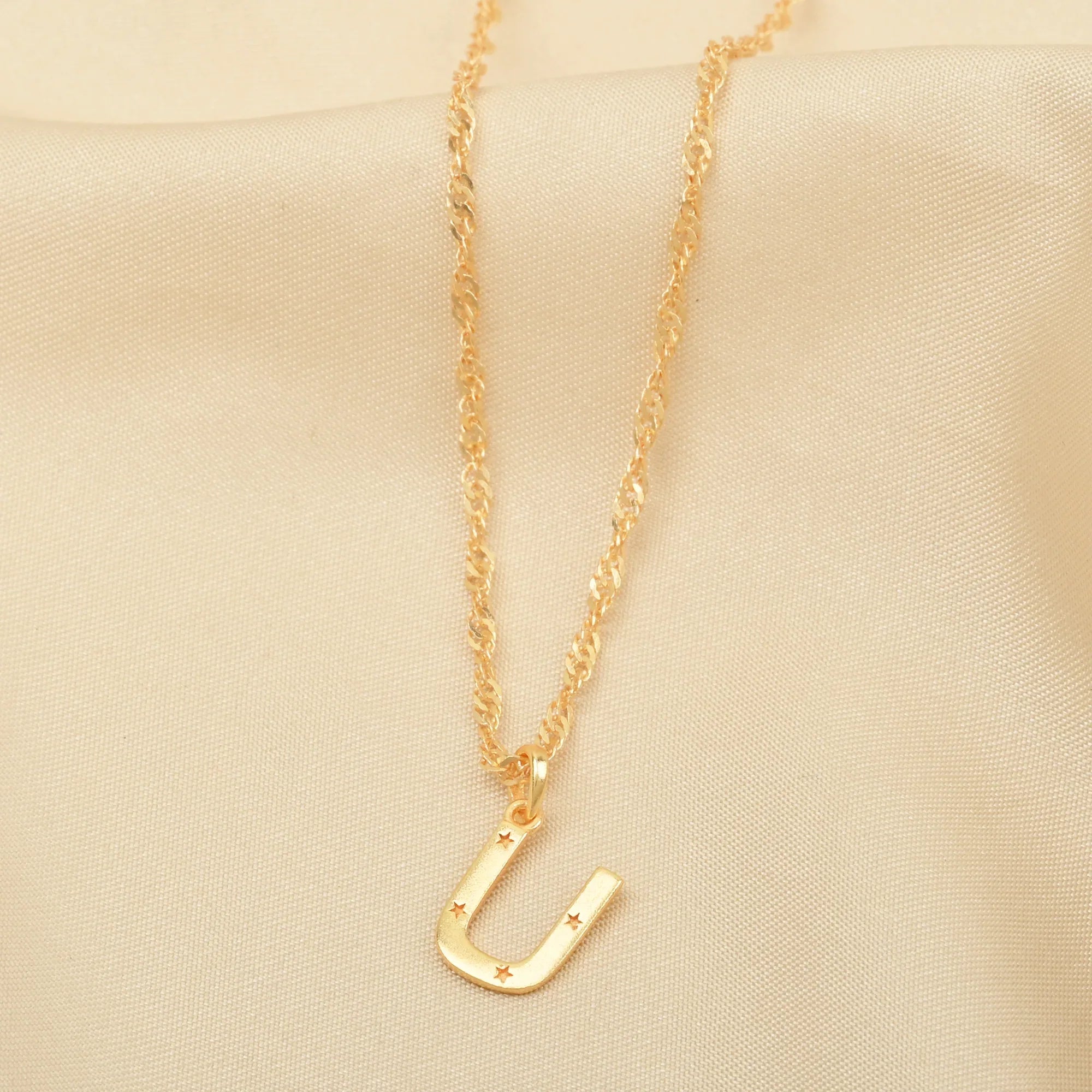 Custom Letter Pendant Necklace - La Vitá Jewels