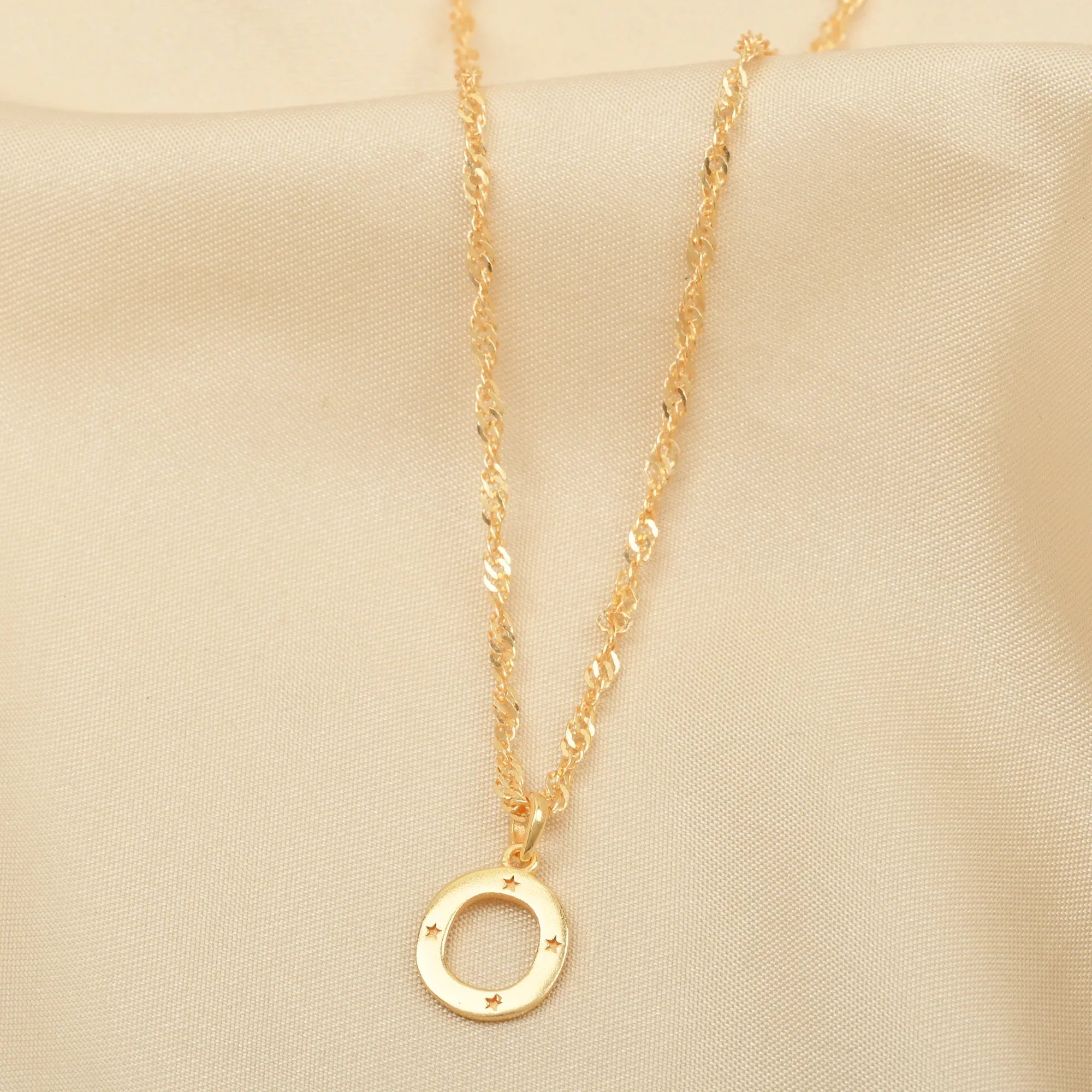 Custom Letter Pendant Necklace - La Vitá Jewels