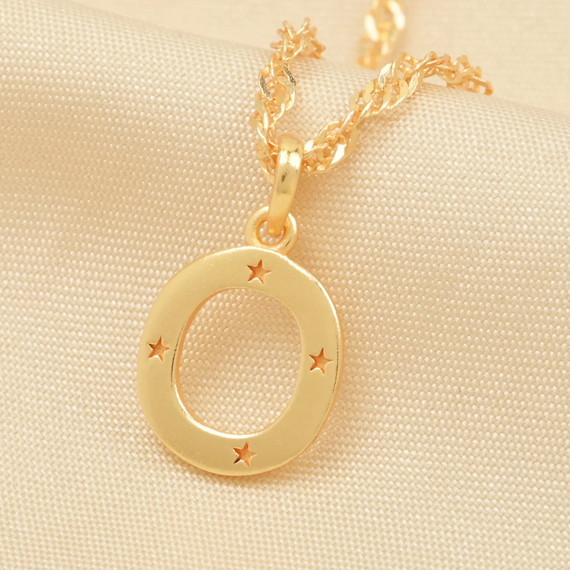 Custom Letter Pendant Necklace - La Vitá Jewels