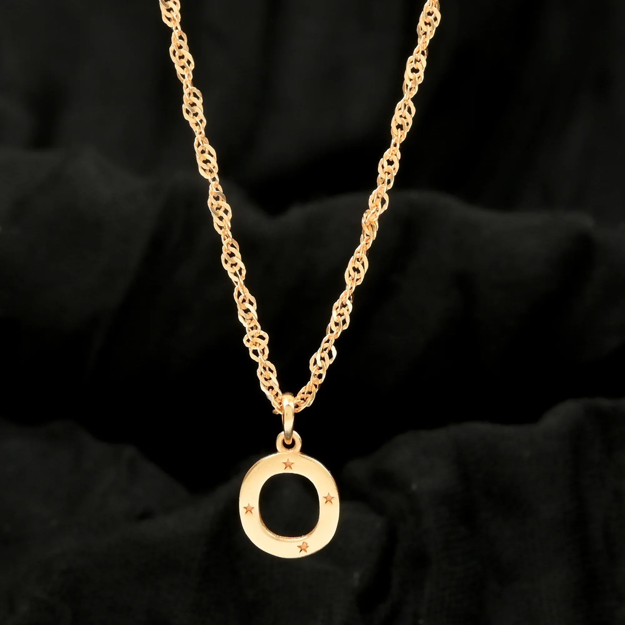 Custom Letter Pendant Necklace - La Vitá Jewels