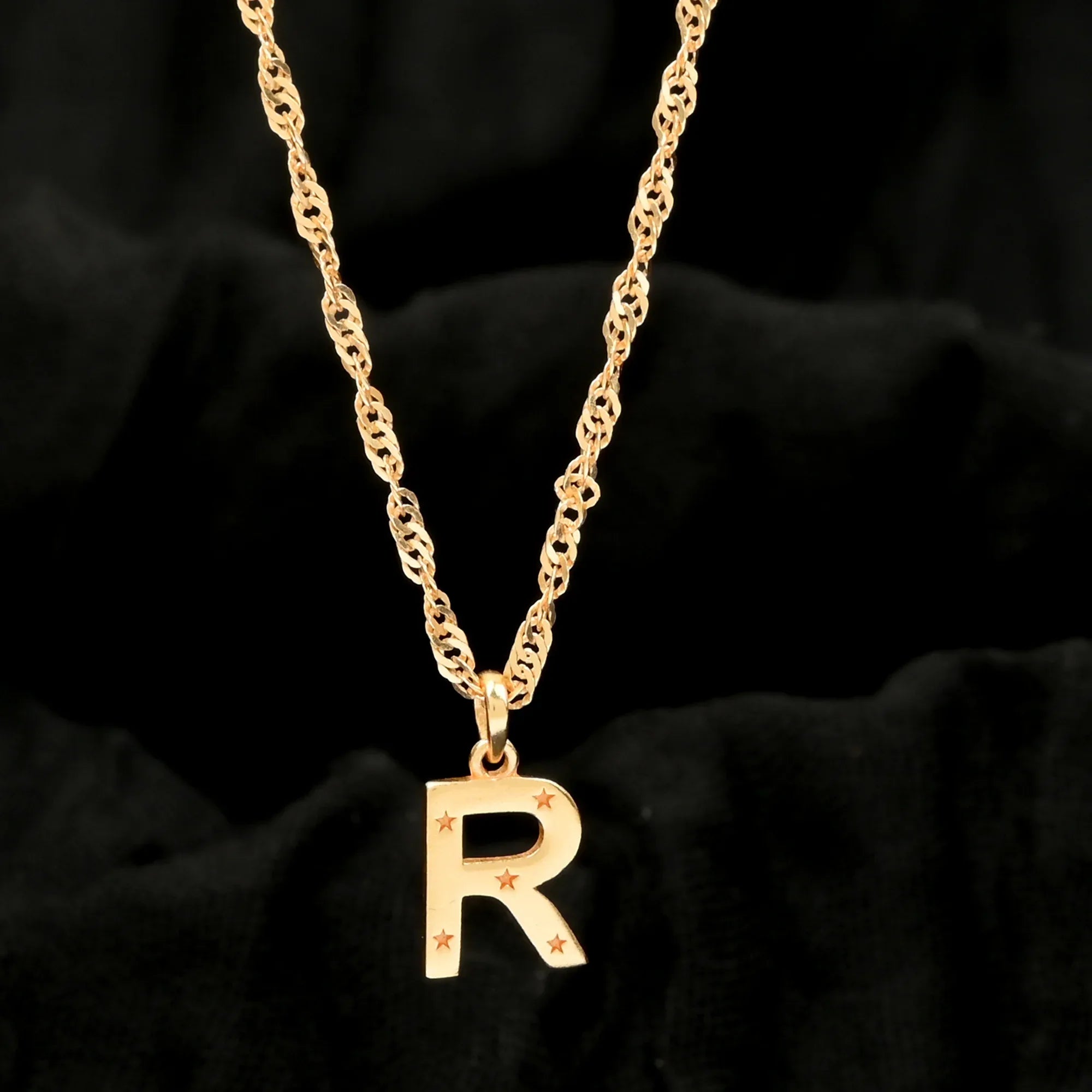Custom Letter Pendant Necklace - La Vitá Jewels