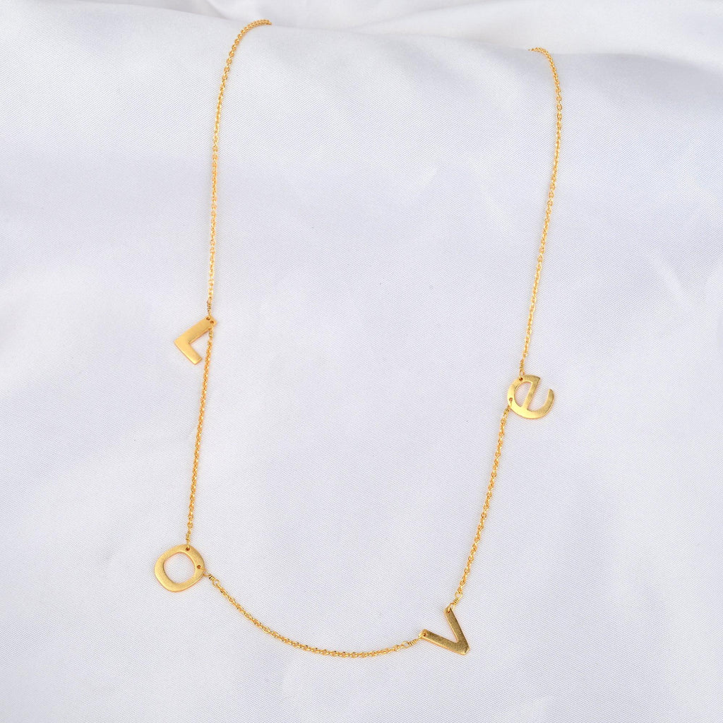 Gold LOVE Necklace - La Vitá Jewels