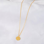 Queen Elizabeth The Second Pendant Necklace - La Vitá Jewels