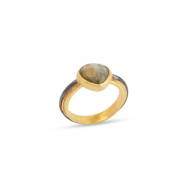 Labradorite Heart shape Rings in Sterling Silver - La Vitá Jewels