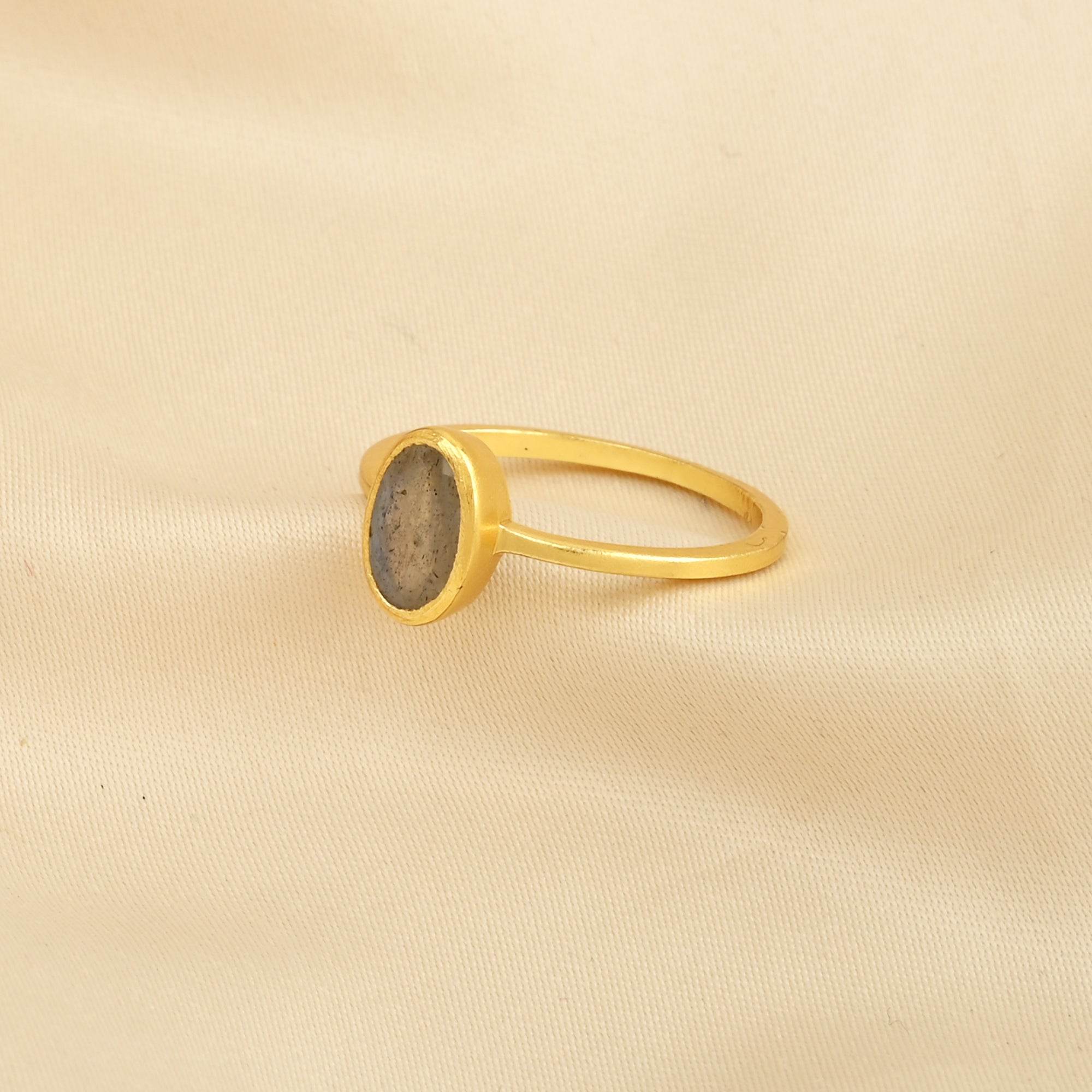 Labradorite and Rainbow Moonstone Rings in Sterling Silver - La Vitá Jewels