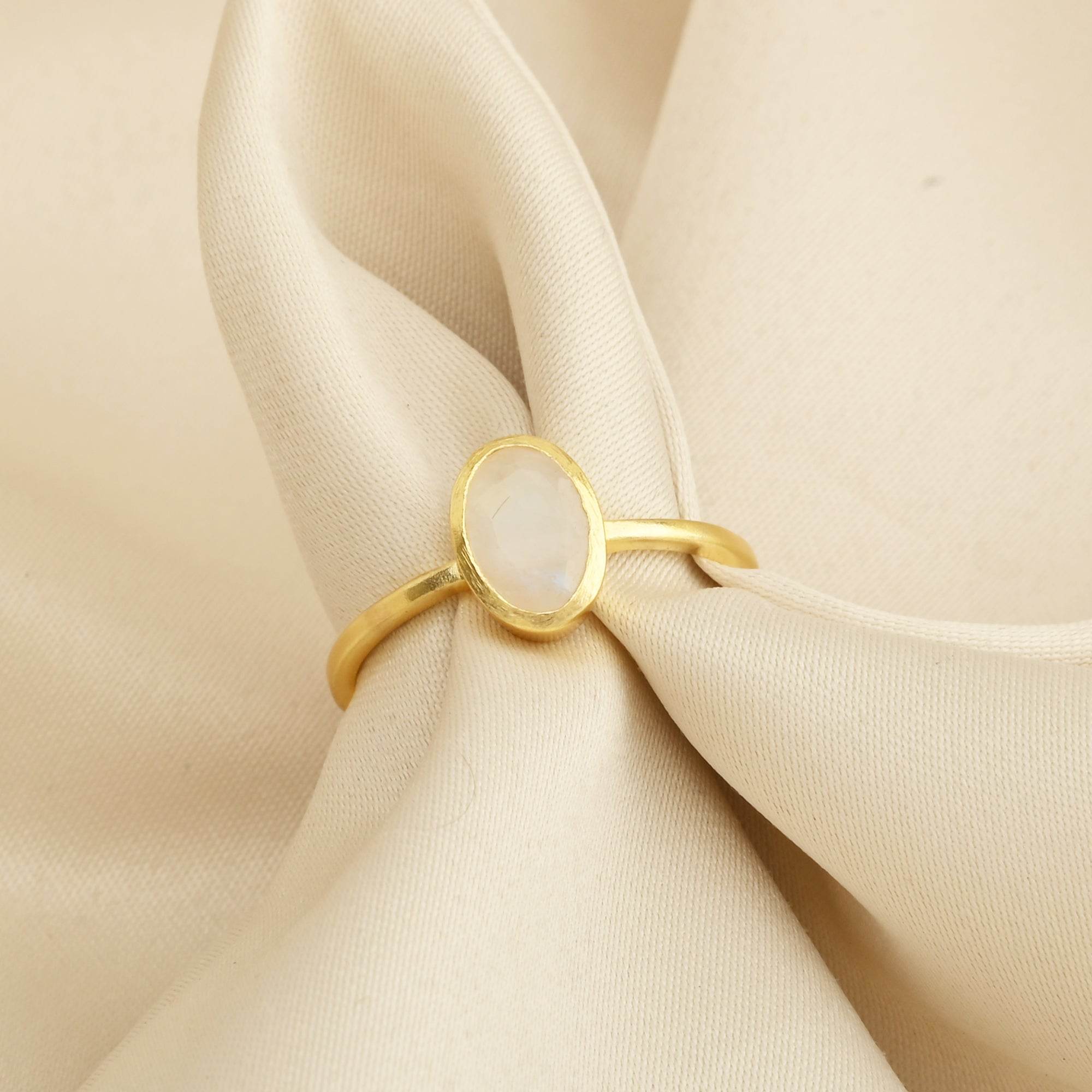 Labradorite and Rainbow Moonstone Rings in Sterling Silver - La Vitá Jewels